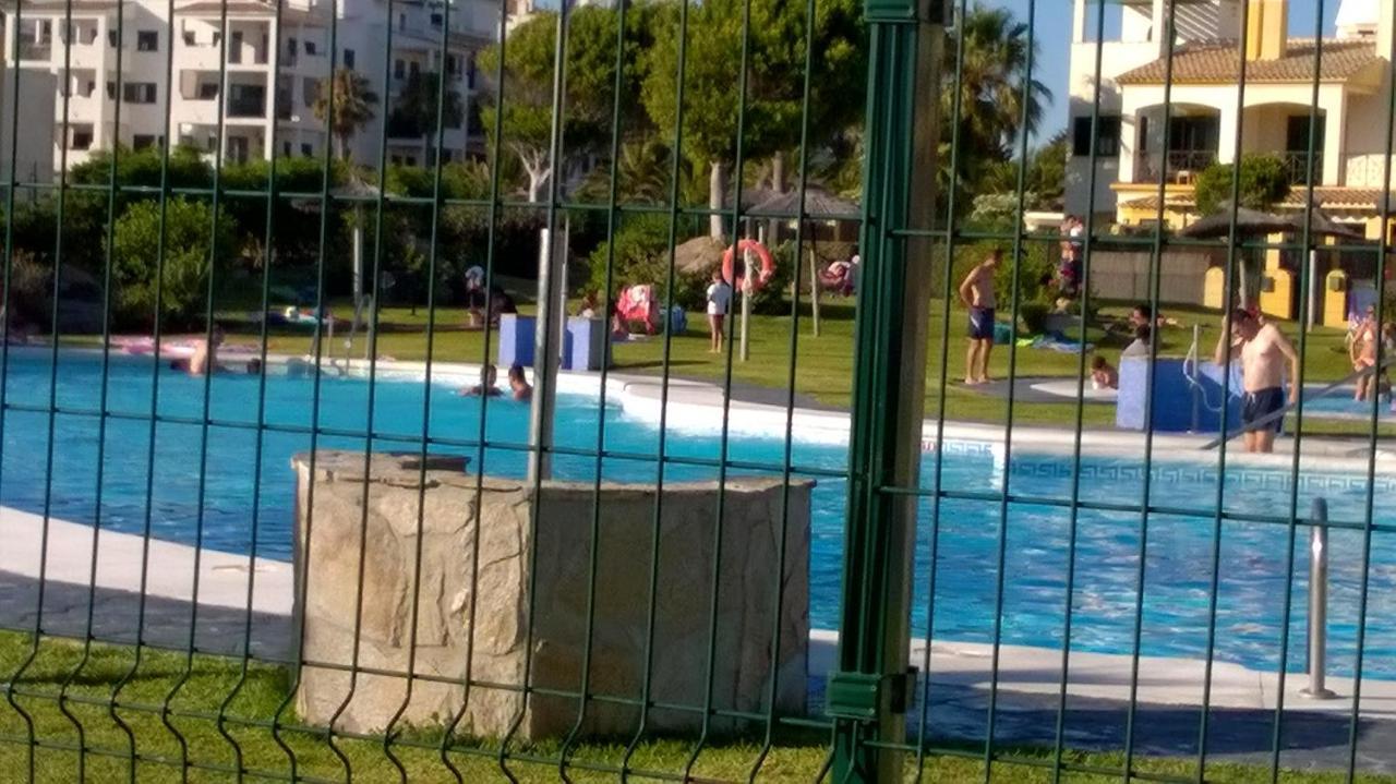 Atlanterra Bajo. Salida Directa. Urbanizacion De Lujo. Piscinas Canchas Padel. Wifi Y A/A Zahara de los Atunes Exterior foto